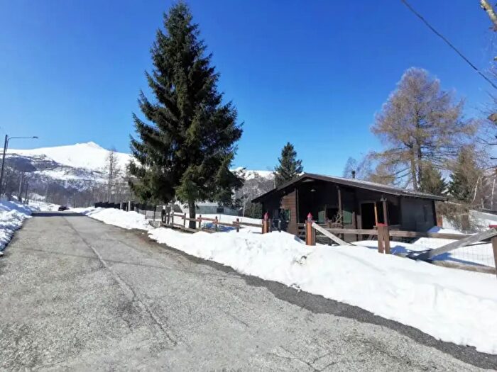 Casa quadrilocale in vendita in Via Acqua Saporita, Bagnolo Piemonte