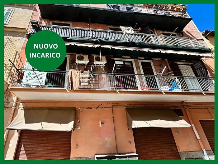 Appartamento trilocale in vendita in Via Collegio, Bagheria