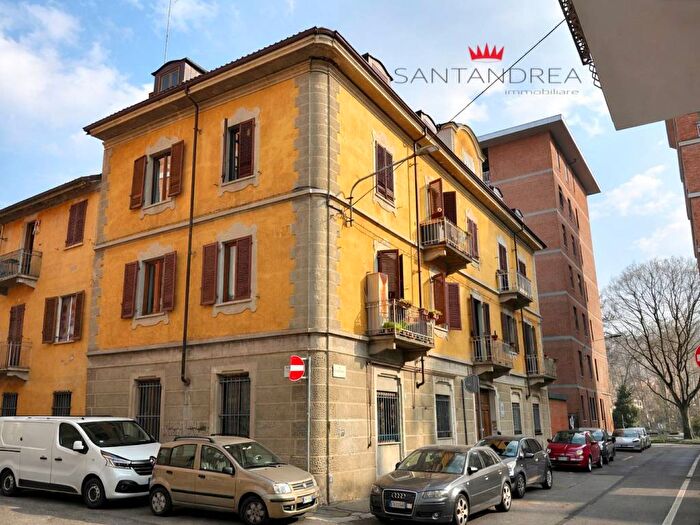 Casa trilocale in affitto in Via Cigliano, Vanchiglietta, Torino