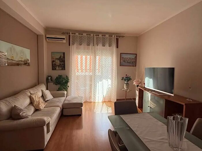 Appartamento trilocale in vendita in Via dell'Auriga, Napoli