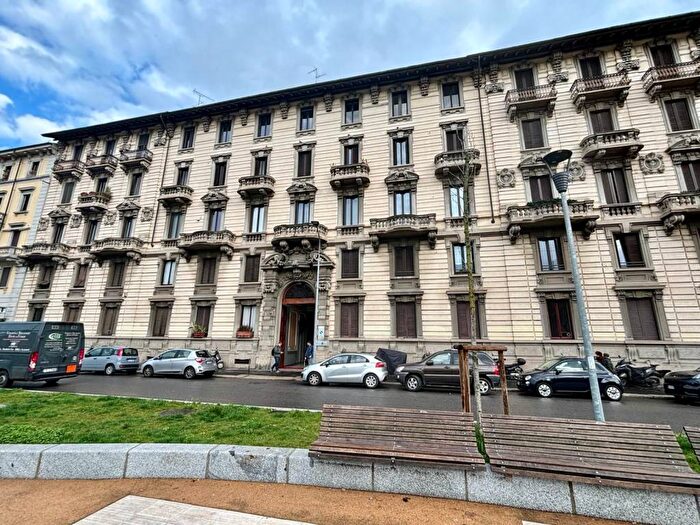 Appartamento bilocale in affitto in Corso Plebisciti, Plebisciti Susa, Milano
