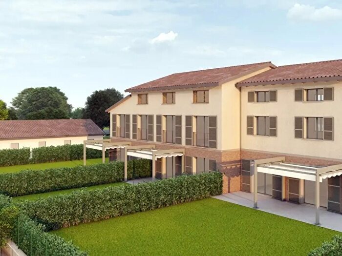 Casa bilocale in vendita in Porporano, Parma