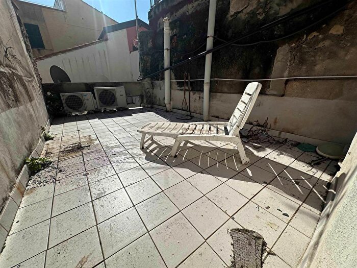 Appartamento con 6 locali in vendita in Noli Savona Sv, Noli