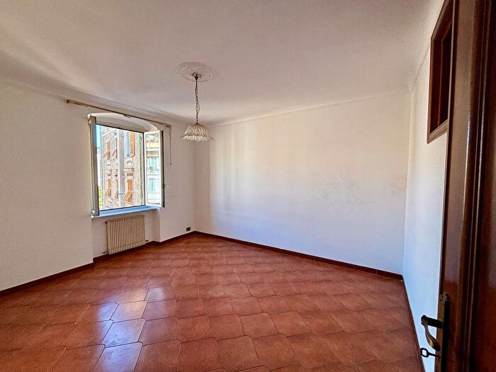 Appartamento in vendita in Via Teodoro di Monferrato, Genova