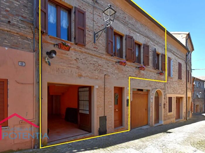 Appartamento con 5 locali in vendita in Via Buonaccorsi, Potenza Picena