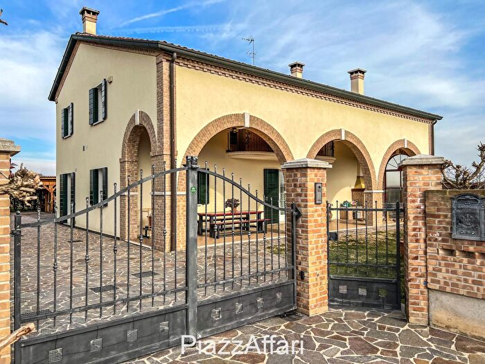 Casa trilocale in vendita in Codevigo