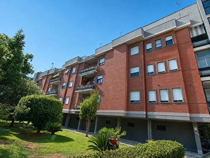 Appartamento quadrilocale in vendita in Via Nallo Mazzocchi Alemanni, Latina