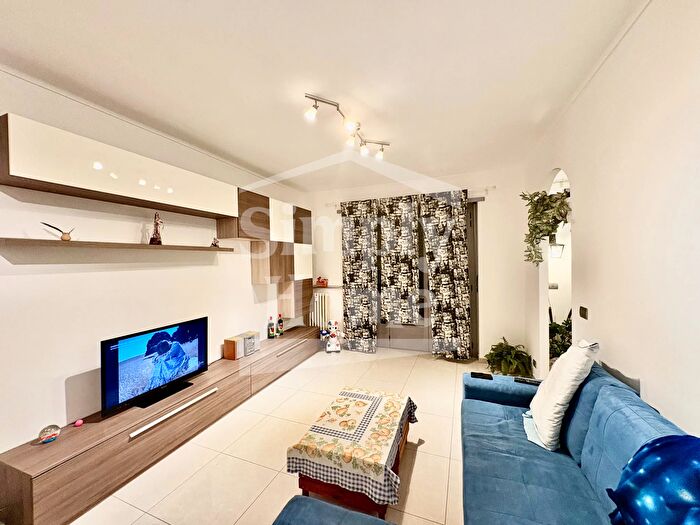 Appartamento trilocale in vendita in Piazza Giacomo Matteotti, Grugliasco