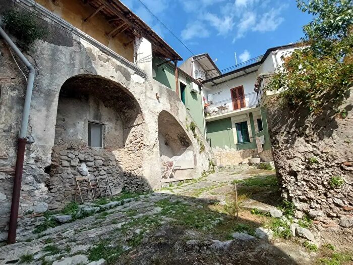 Appartamento bilocale in vendita in Via dei Casali, Salerno