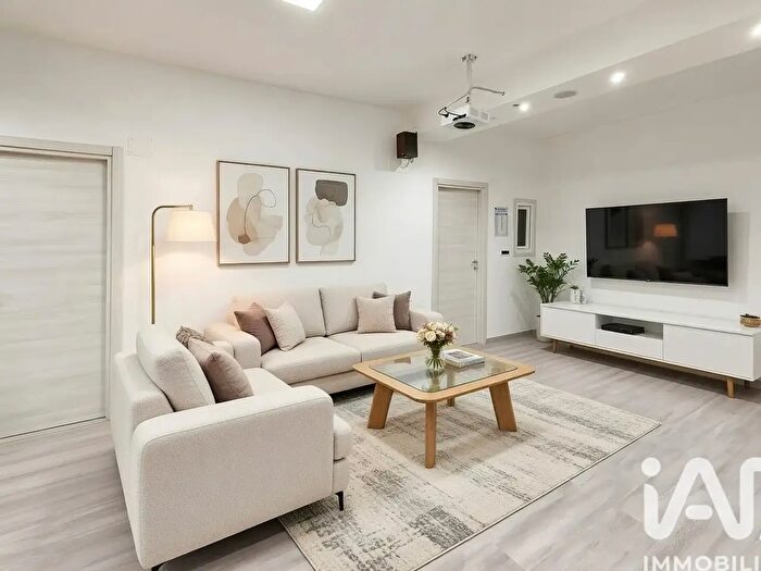 Appartamento con 8 locali in vendita in Via Via Solferino, Porto SantElpidio