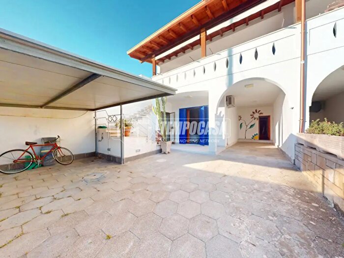 Casa con 5 locali in vendita in Via Lenin, Melendugno