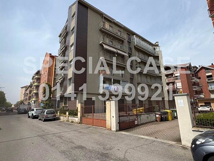 Appartamento con 5 locali in affitto in via pittatore, Corso Dante, Asti