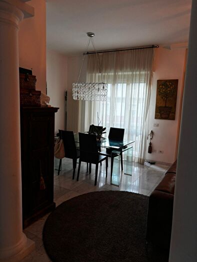 Appartamento con 5 locali in vendita in Carrara