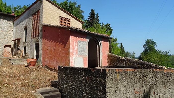 Casa con 5 locali in vendita in Via S Ripoli, Montespertoli