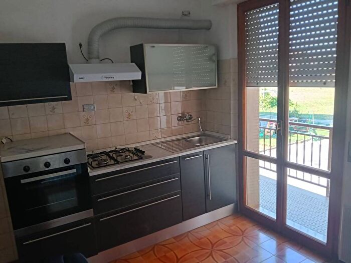 Appartamento bilocale in affitto in Via Gaetano Donizetti, Centro, Chiaravalle