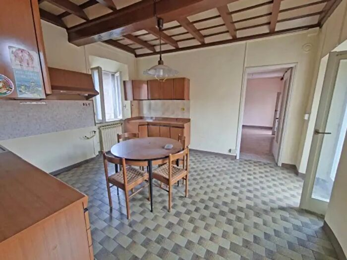 Appartamento trilocale in vendita in Vicolo del Forno, Mercallo