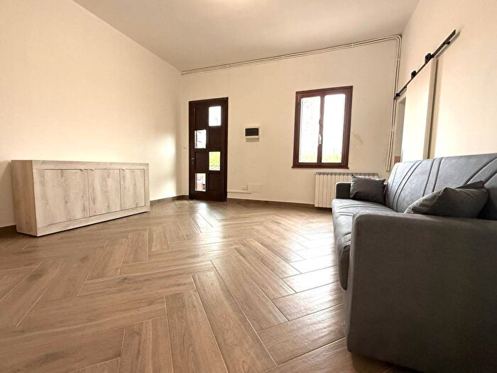 Appartamento con 5 locali in affitto in Via Giacomo Matteotti, Centro, Curtarolo