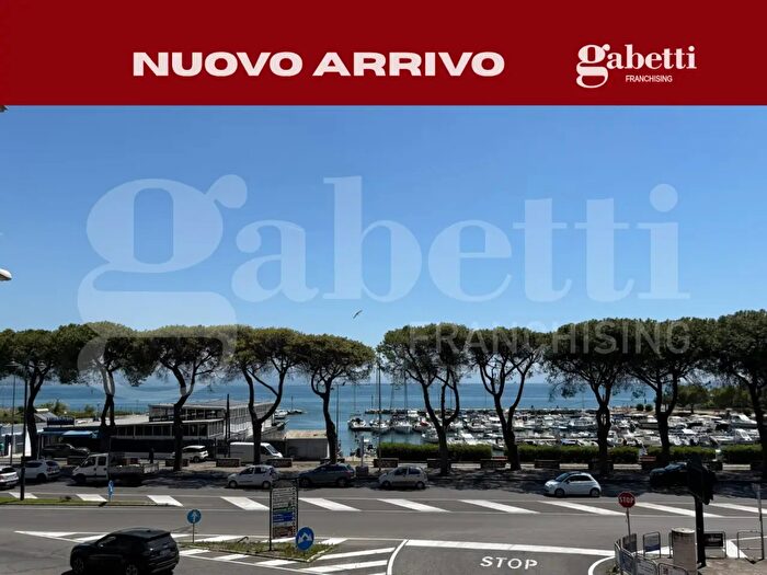 Appartamento trilocale in vendita in Vico San Luigi, Gaeta