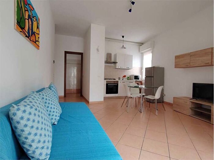 Appartamento bilocale in affitto in Via Roma, Centro, Locate di Triulzi