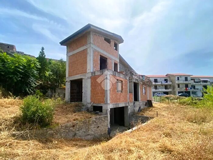 Casa con 5 locali in vendita in Via Strada a Variante Provinciale, Fuscaldo