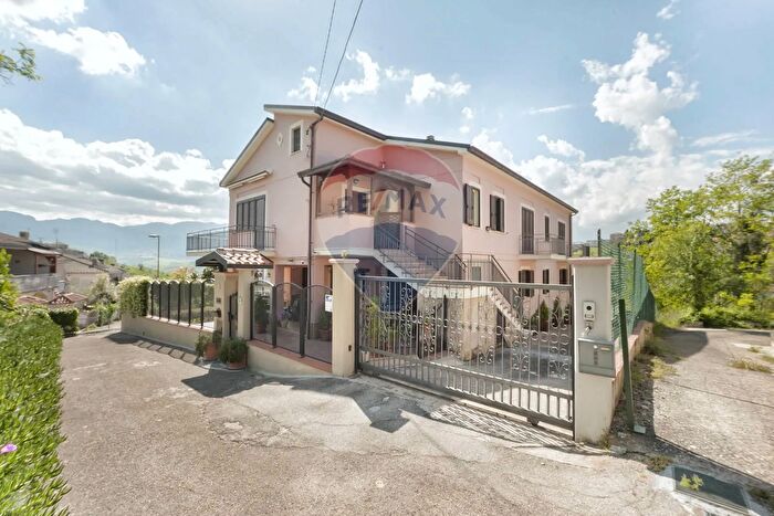 Appartamento con 5 locali in vendita in Penne