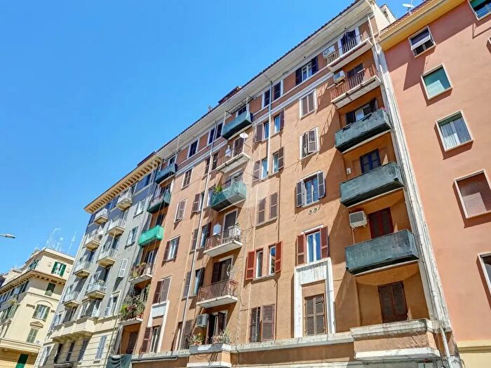 Appartamento bilocale in vendita in Via Eurialo, Roma
