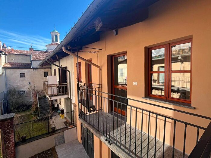 Appartamento bilocale in affitto in Via Camillo Benso di Cavour, Centro, Rivarolo Canavese