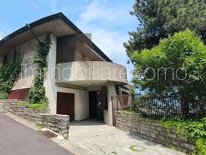 Case in Vendita e in Affitto - 2