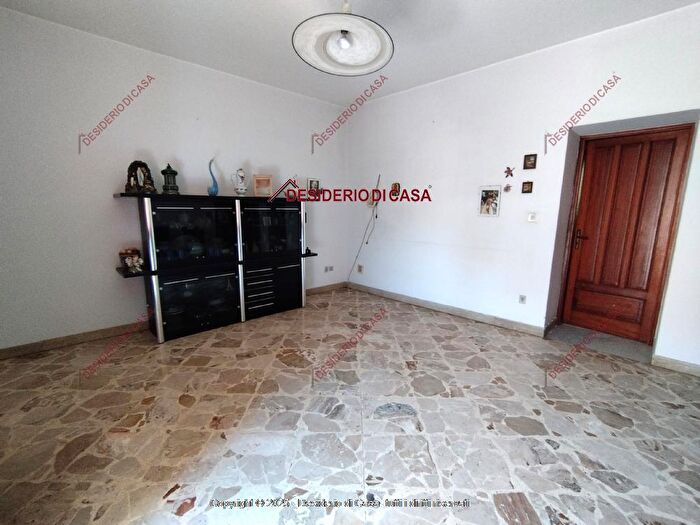 Appartamento quadrilocale in vendita in Santo Stefano Di Camastra