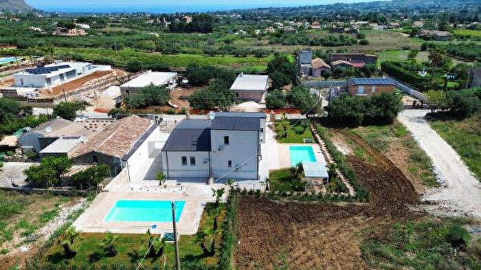 Casa con 6 locali in vendita in Contrada Fraginesi, Castellammare Del Golfo