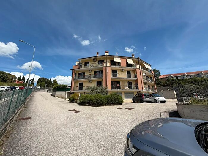Appartamento bilocale in vendita in Via del Mattatoio C, Capena