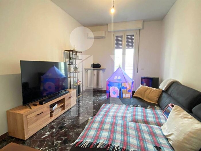 Appartamento trilocale in affitto in Centro, Mantova