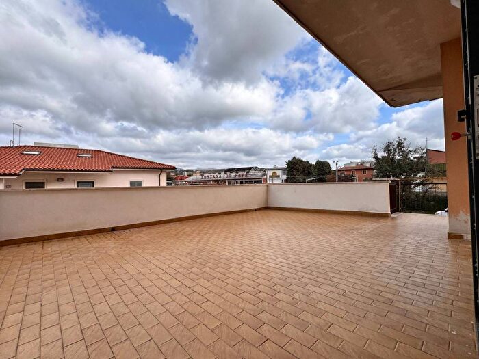 Appartamento bilocale in affitto in Piazzale Pietro Nenni, Centro, Ariccia