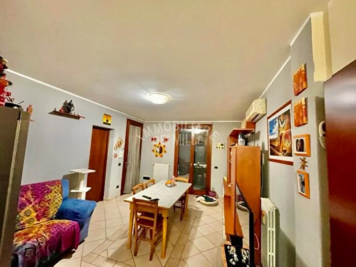 Appartamento in vendita in Cadelbosco Di Sopra