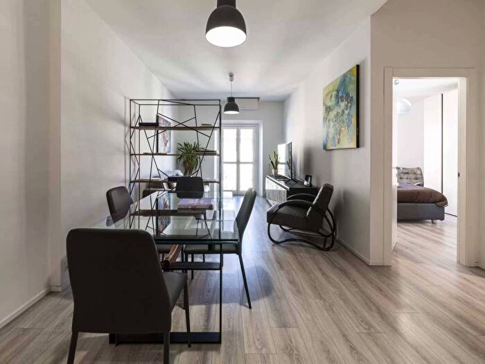 Appartamento bilocale in affitto in Via Lecco, Buenos Aires, Milano