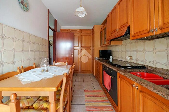 Appartamento trilocale in vendita in Via Ss Capitanio E Gerosa, Treviglio