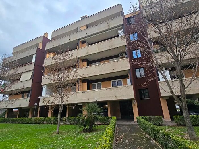 Appartamento monolocale in vendita in Via Valentino Cerruti, Roma