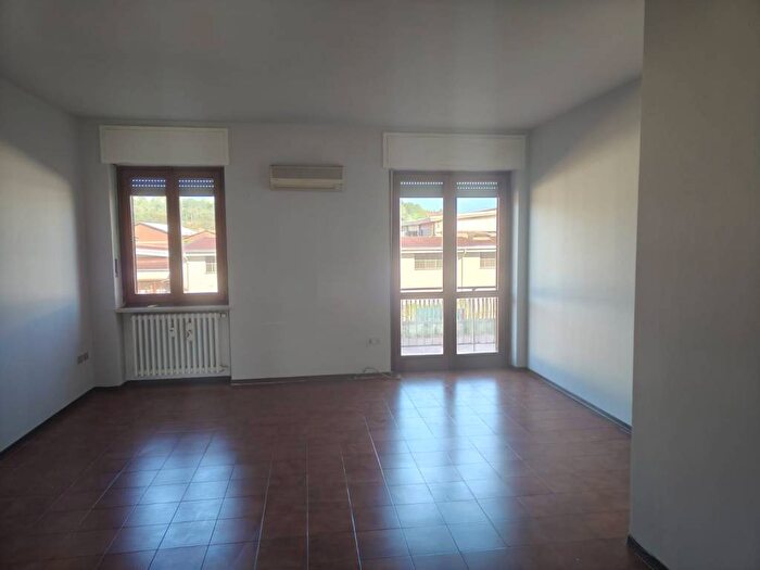 Appartamento quadrilocale in affitto in SP, Rocchetta Tanaro