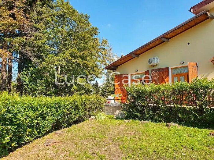 Casa trilocale in vendita in Villa Basilica