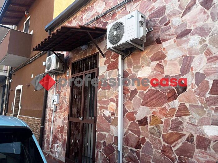 Appartamento bilocale in affitto in Via Fossa della Creta, Concordia Acquicella Porto, Catania