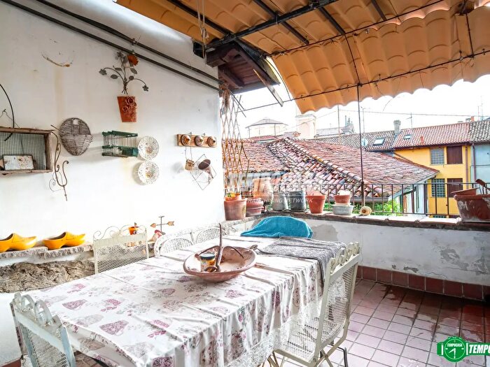 Appartamento quadrilocale in vendita in Rogeno