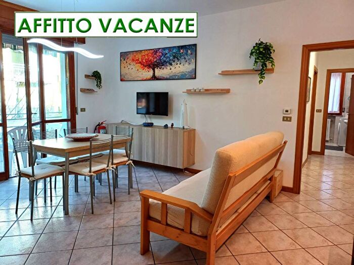 Appartamento trilocale in affitto in Viale Belgrado, Zadina Parco di Ponente, Cesenatico