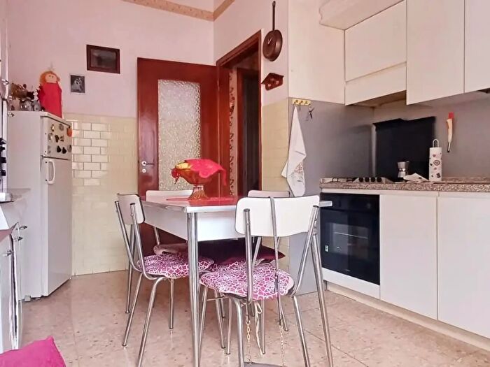 Appartamento trilocale in vendita in Massa