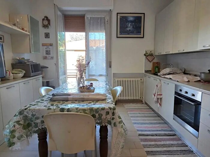 Appartamento con 7 locali in vendita in Via Dante Alighieri, Castel Maggiore