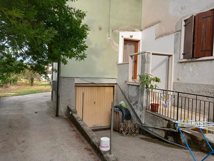 Appartamento trilocale in vendita in Via Ventiquattro Giugno a, Verona