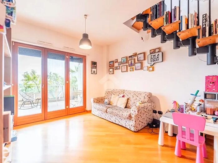 Appartamento trilocale in vendita in Viale Carmelo Bene, Roma
