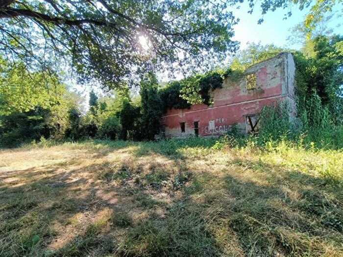 Casa trilocale in vendita in Via PapiriaFano, Fano