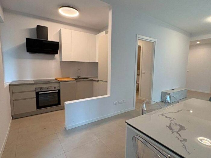 Appartamento bilocale in affitto in Via Ezio Zambianchi, Centro, Bergamo