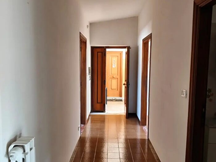 Appartamento trilocale in vendita in Via Sferracavallo, Sora