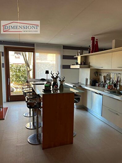 Casa con 5 locali in vendita in Via San Mauro, Montegrotto Terme